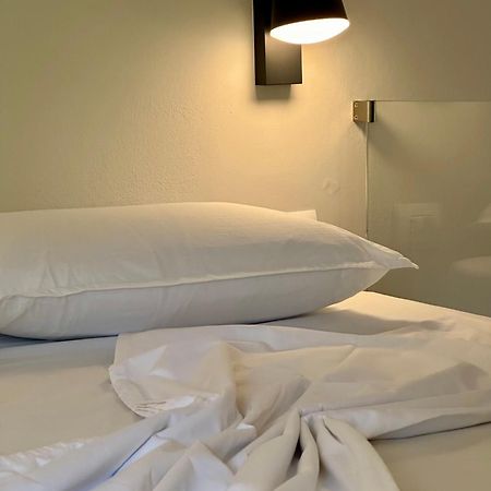 Bora Rooms Himare Buitenkant foto