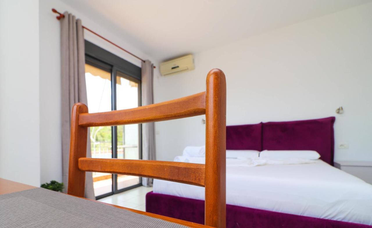 Bora Rooms Himare Buitenkant foto