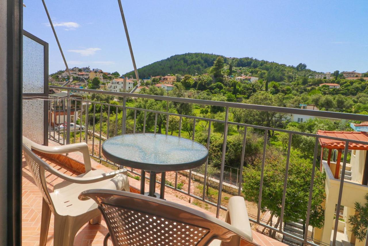 Bora Rooms Himare Buitenkant foto