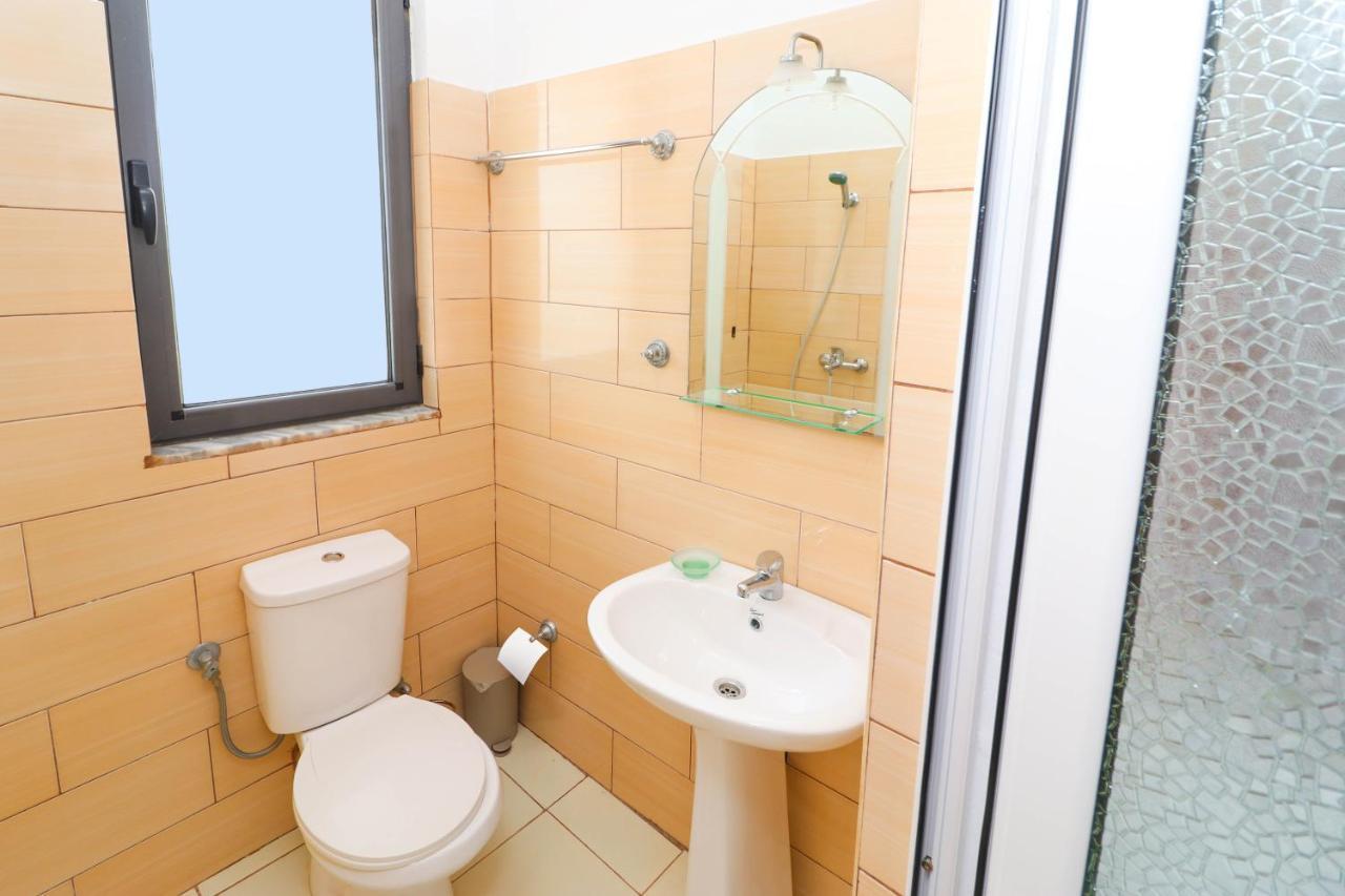Bora Rooms Himare Buitenkant foto