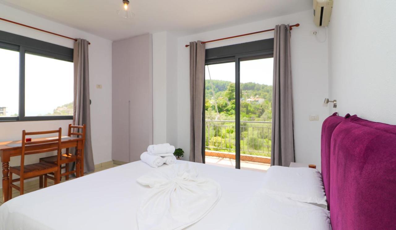 Bora Rooms Himare Buitenkant foto