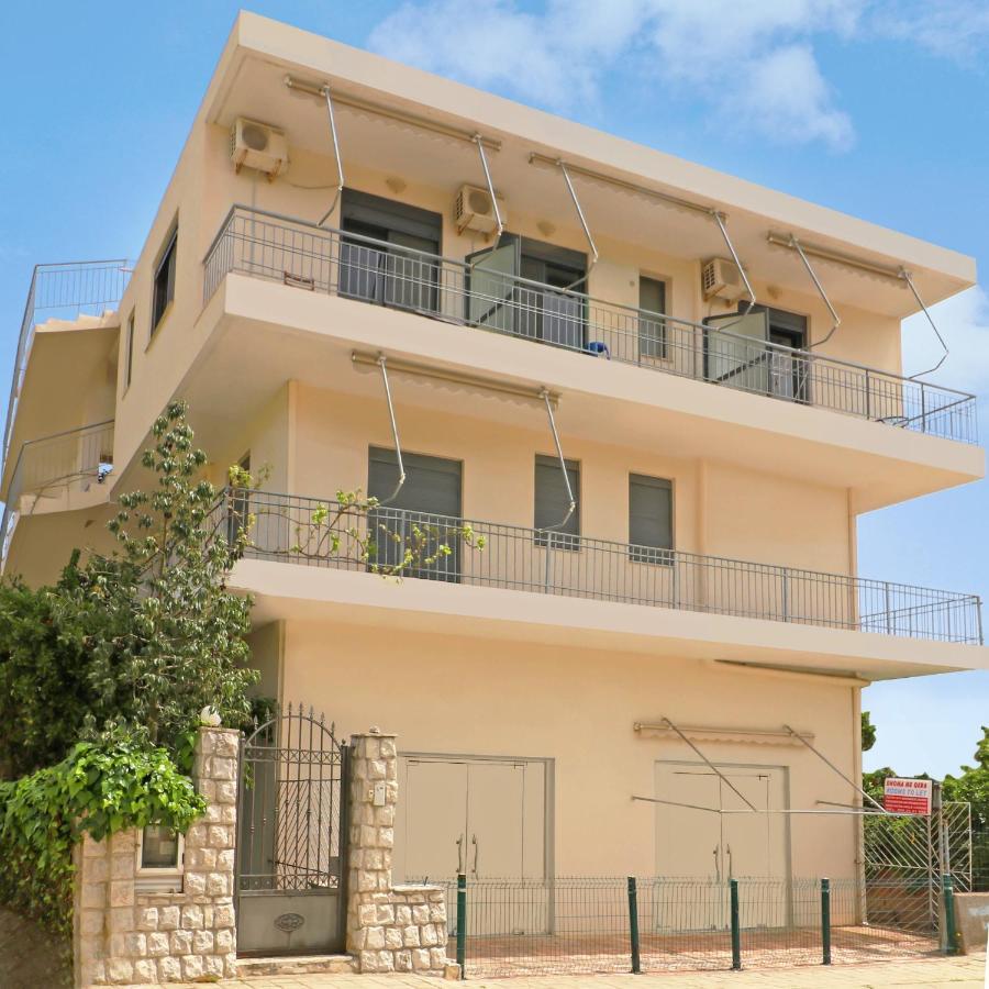 Bora Rooms Himare Buitenkant foto