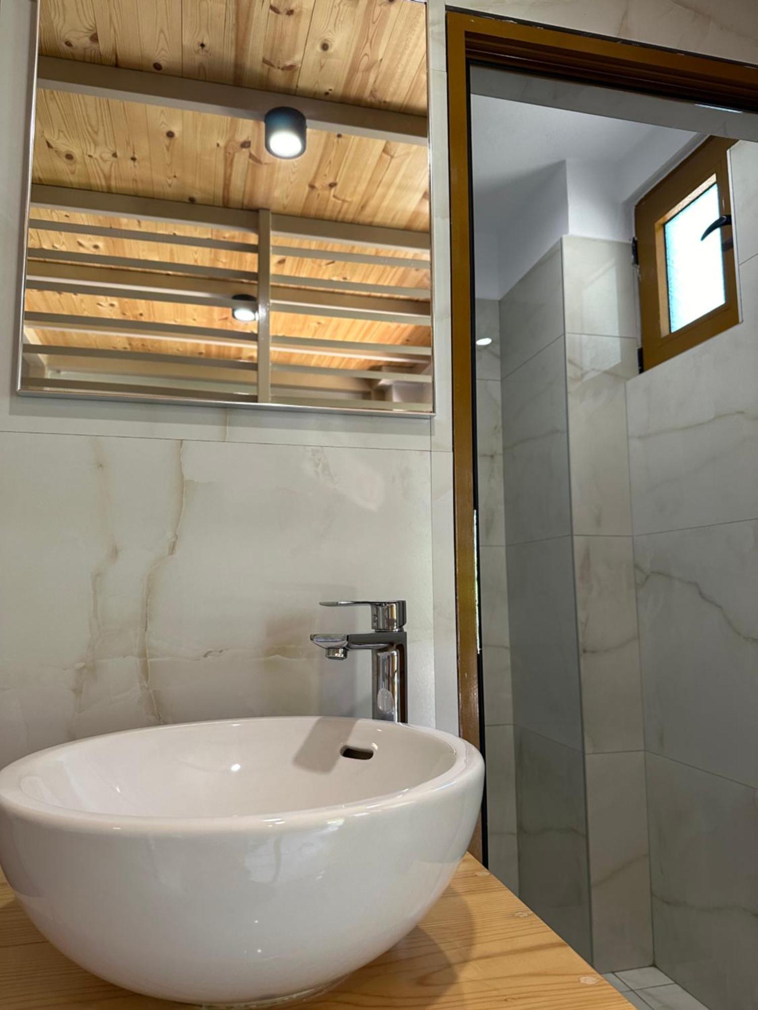 Bora Rooms Himare Buitenkant foto